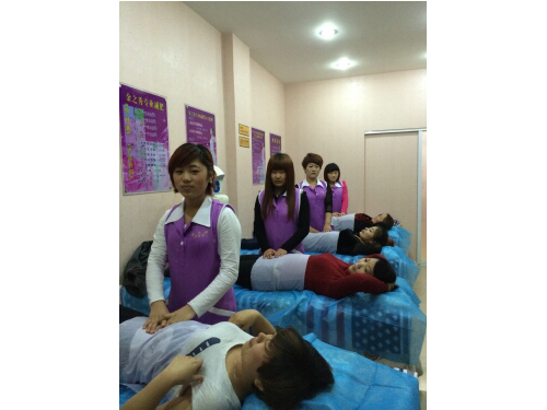 員(yuán)工(gōng)工(gōng)作(zuò)